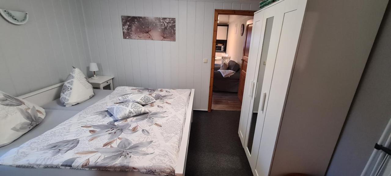 Ferienwohnung "Juliette" ซิงสท์ ภายนอก รูปภาพ